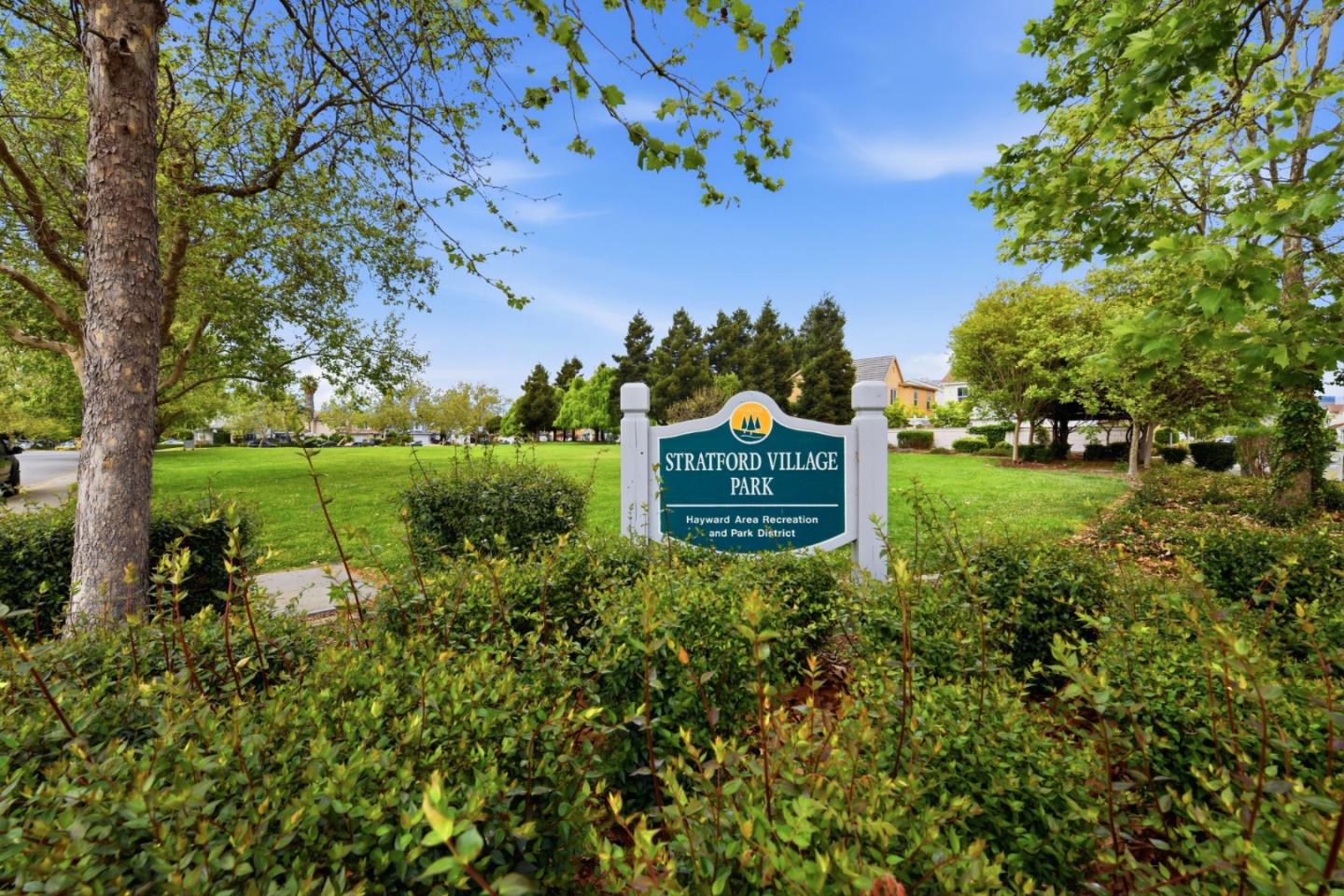 Detail Gallery Image 3 of 28 For 1510 Welford Cir, Hayward,  CA 94544 - 4 Beds | 2/1 Baths