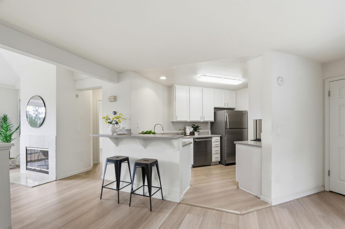 Photo #7: ML82041399 Listing: Photo #7