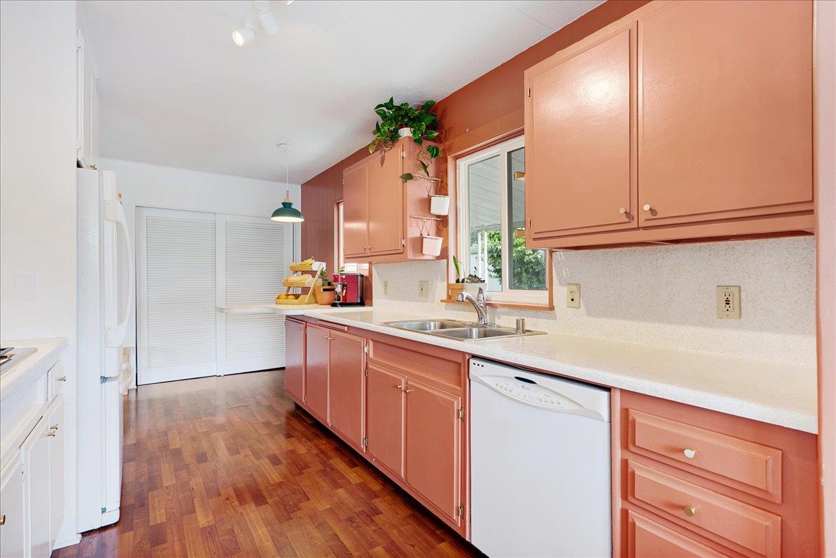 Detail Gallery Image 15 of 44 For 3710 Gross Rd #31,  Santa Cruz,  CA 95062 - 2 Beds | 2 Baths