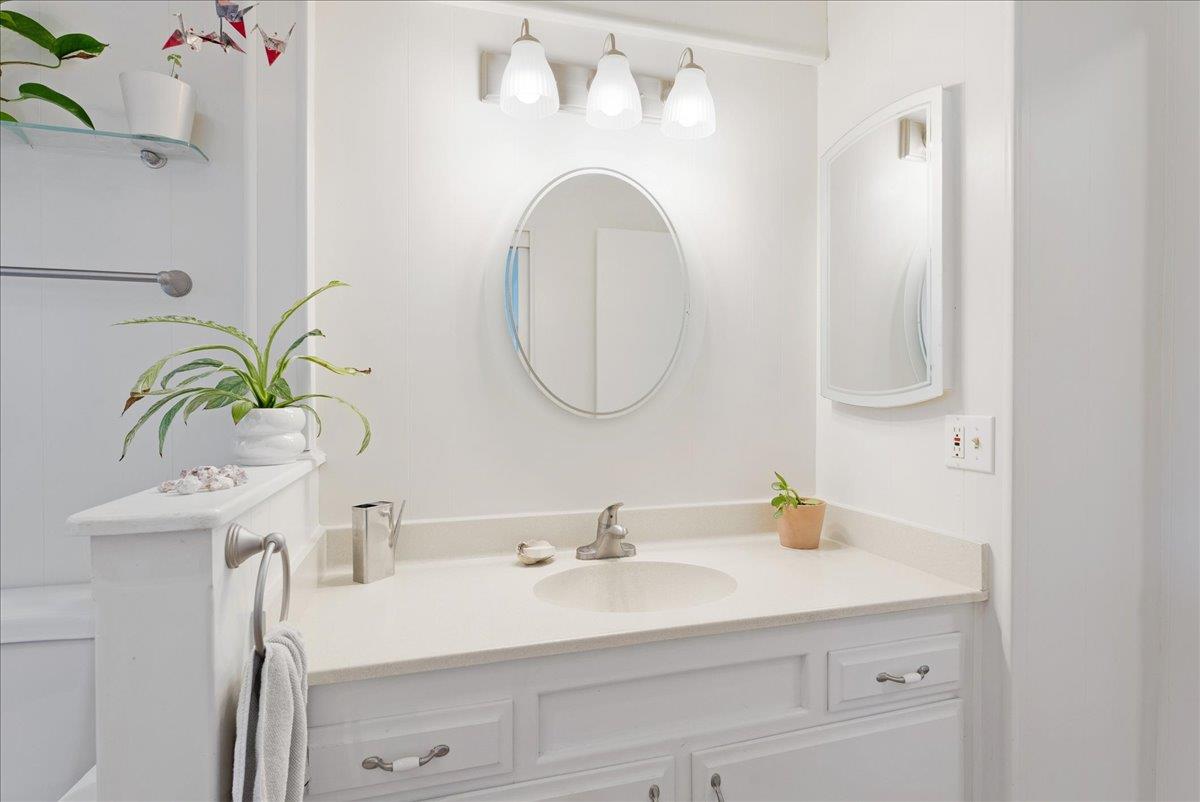 Detail Gallery Image 24 of 44 For 3710 Gross Rd #31,  Santa Cruz,  CA 95062 - 2 Beds | 2 Baths