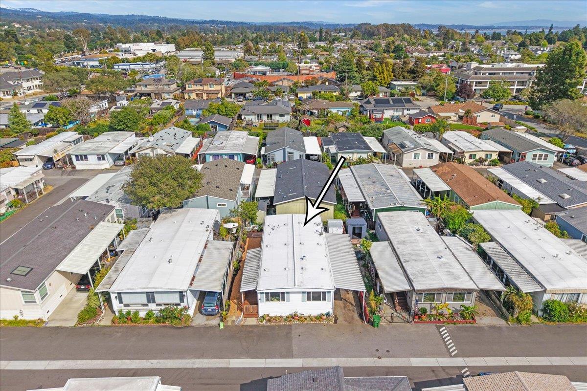 Detail Gallery Image 40 of 44 For 3710 Gross Rd #31,  Santa Cruz,  CA 95062 - 2 Beds | 2 Baths