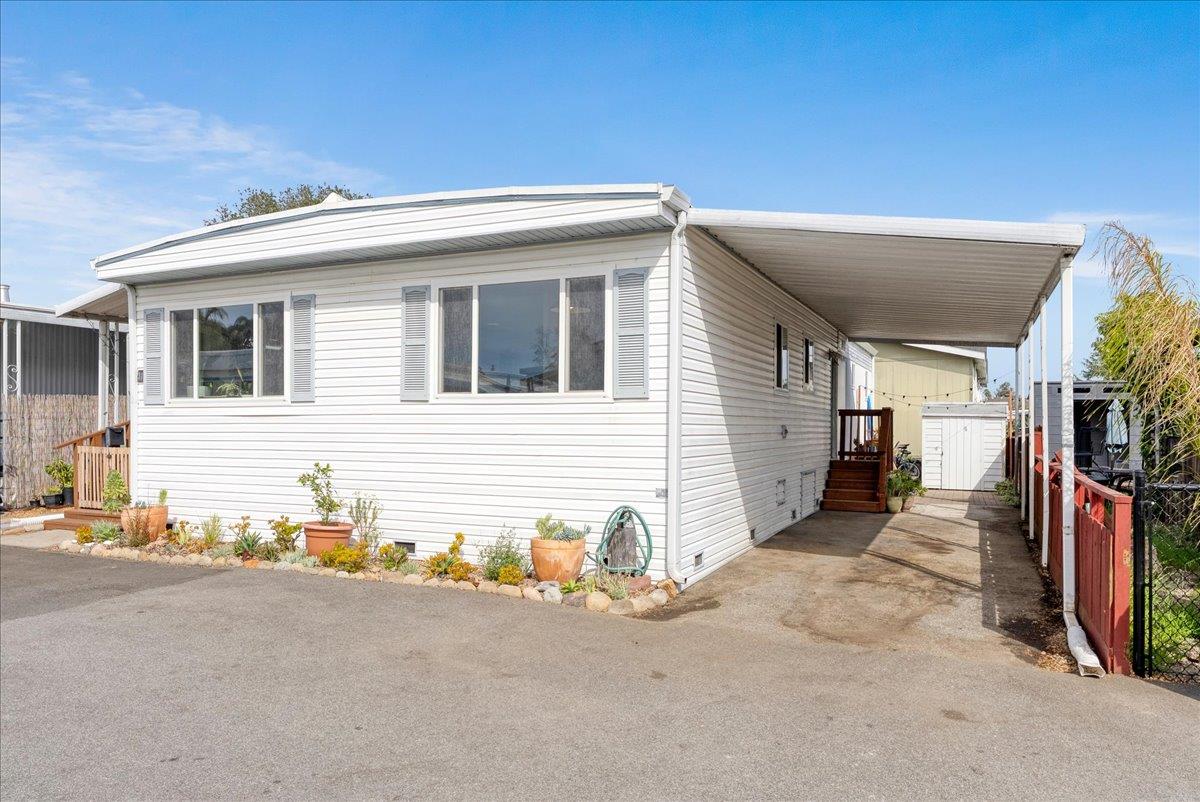 Detail Gallery Image 6 of 44 For 3710 Gross Rd #31,  Santa Cruz,  CA 95062 - 2 Beds | 2 Baths