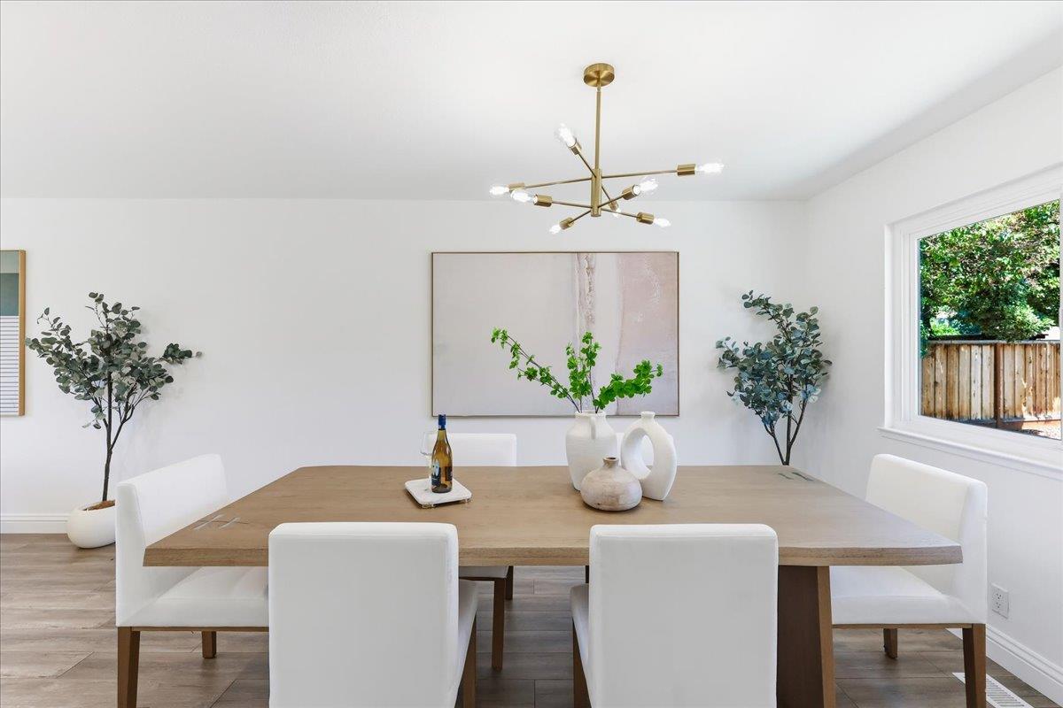 Detail Gallery Image 11 of 83 For 2078 Admiral Pl, San Jose,  CA 95133 - 5 Beds | 3 Baths