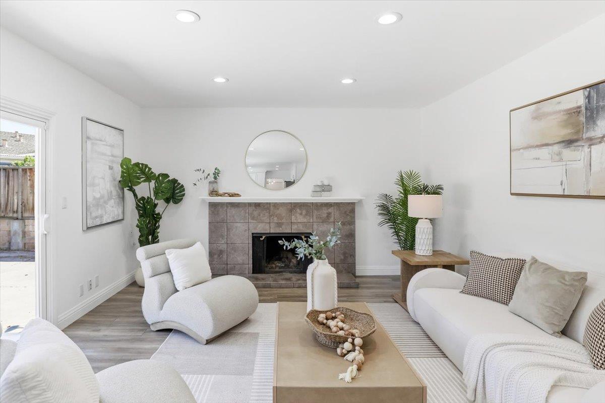 Detail Gallery Image 13 of 83 For 2078 Admiral Pl, San Jose,  CA 95133 - 5 Beds | 3 Baths