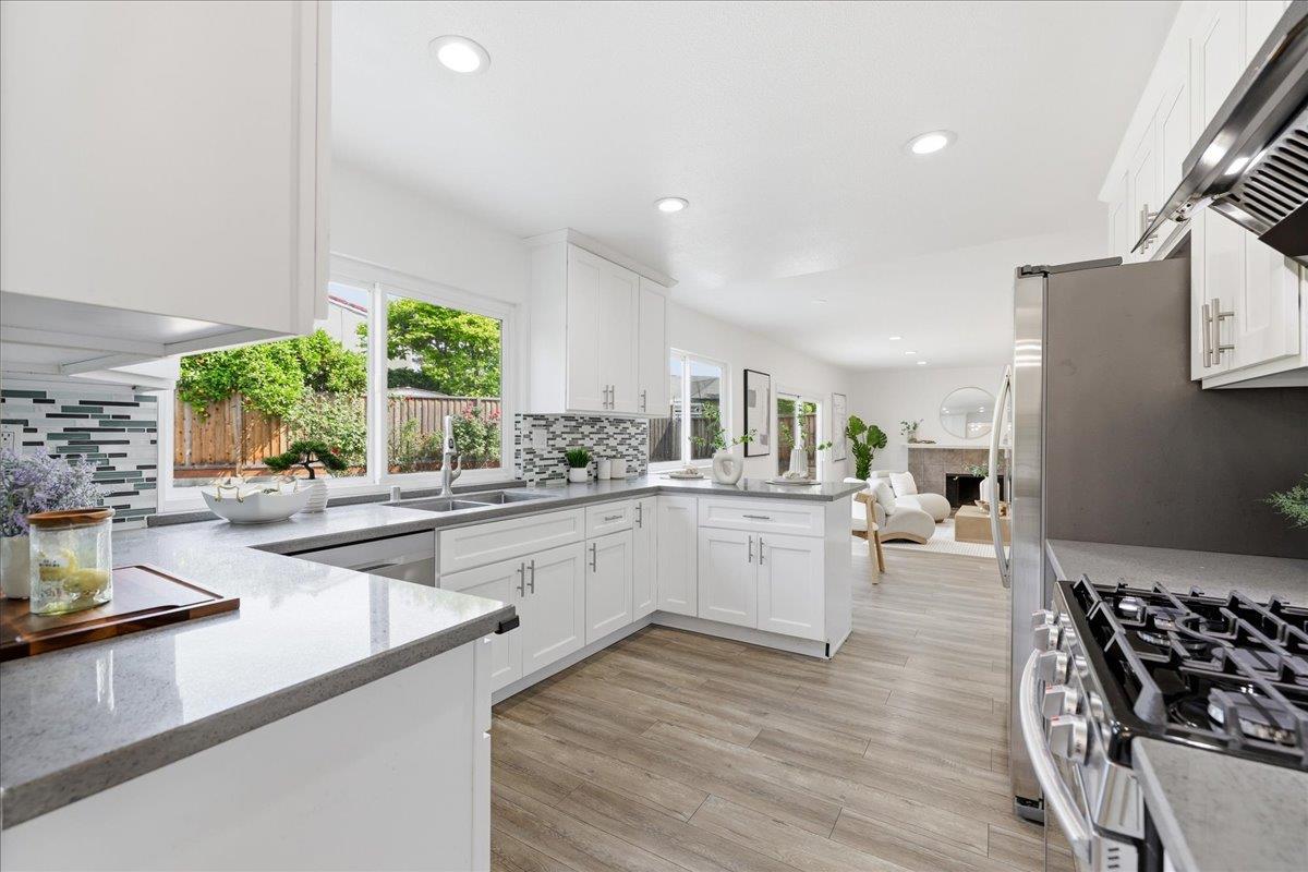 Detail Gallery Image 15 of 83 For 2078 Admiral Pl, San Jose,  CA 95133 - 5 Beds | 3 Baths