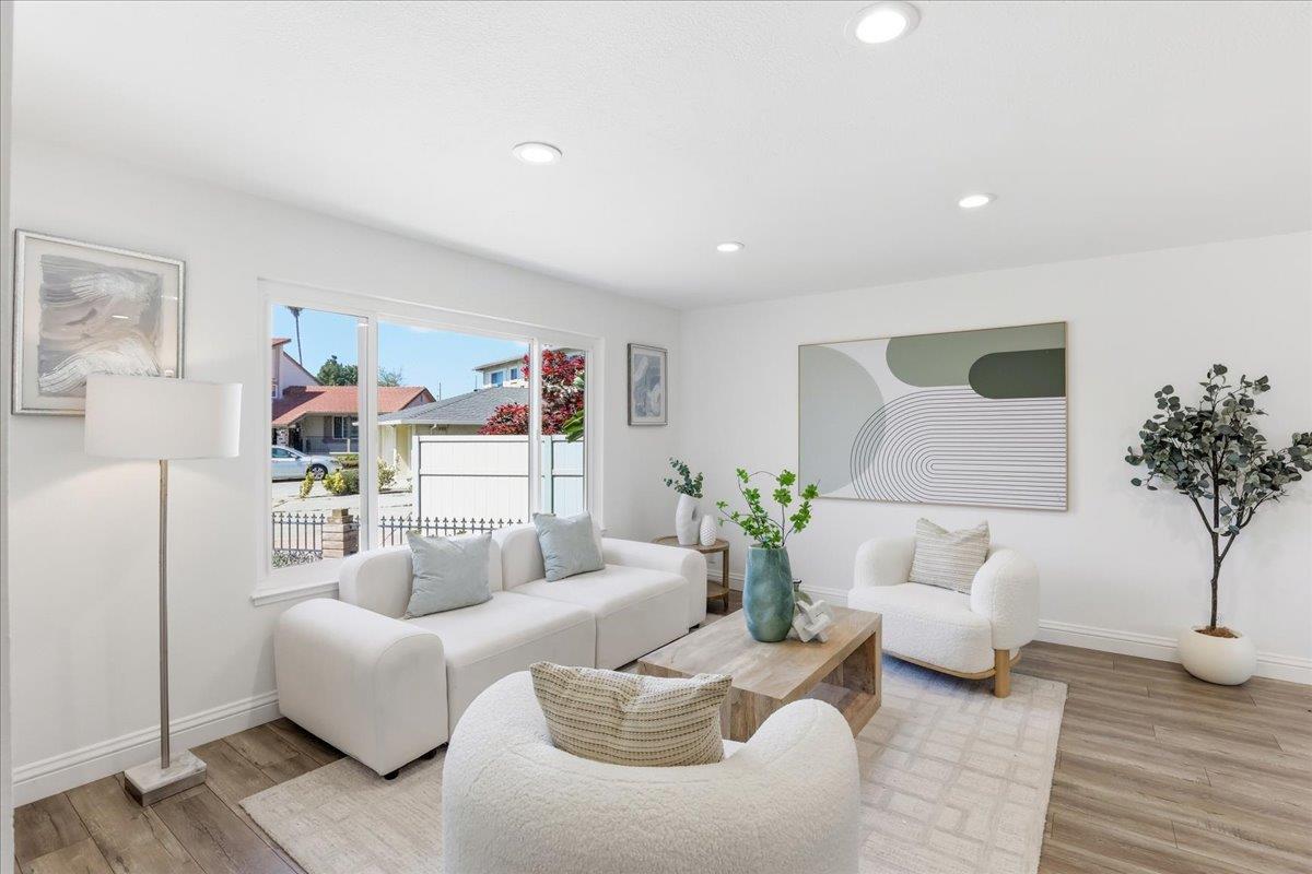 Detail Gallery Image 21 of 83 For 2078 Admiral Pl, San Jose,  CA 95133 - 5 Beds | 3 Baths