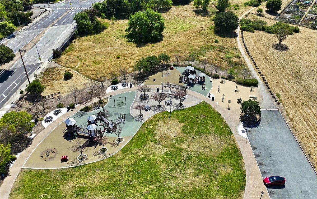 Detail Gallery Image 82 of 83 For 2078 Admiral Pl, San Jose,  CA 95133 - 5 Beds | 3 Baths