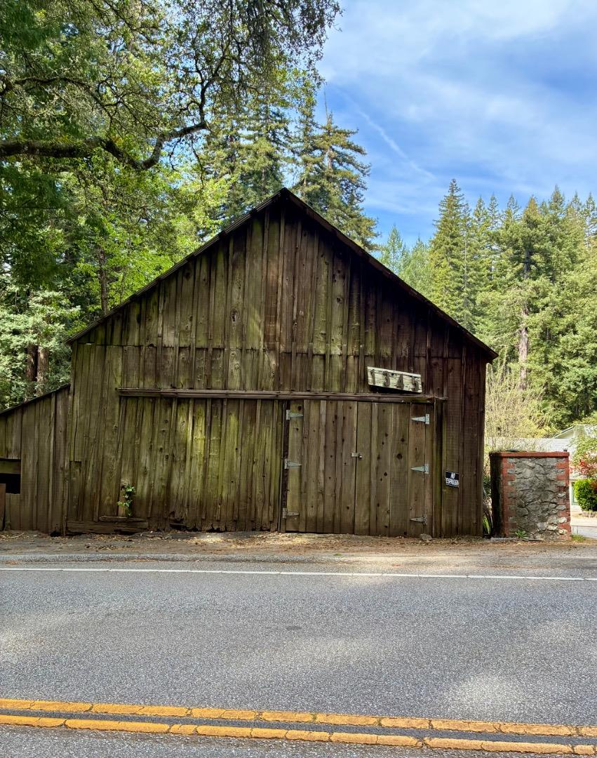 Detail Gallery Image 2 of 40 For Address Not Disclosed, Santa Cruz,  CA 95060 - 3 Beds | 3/1 Baths