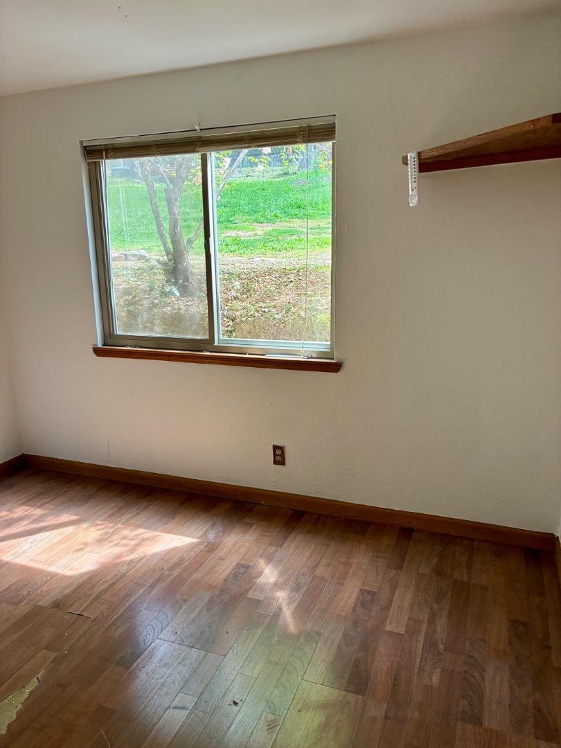 Detail Gallery Image 22 of 40 For Address Not Disclosed, Santa Cruz,  CA 95060 - 3 Beds | 3/1 Baths