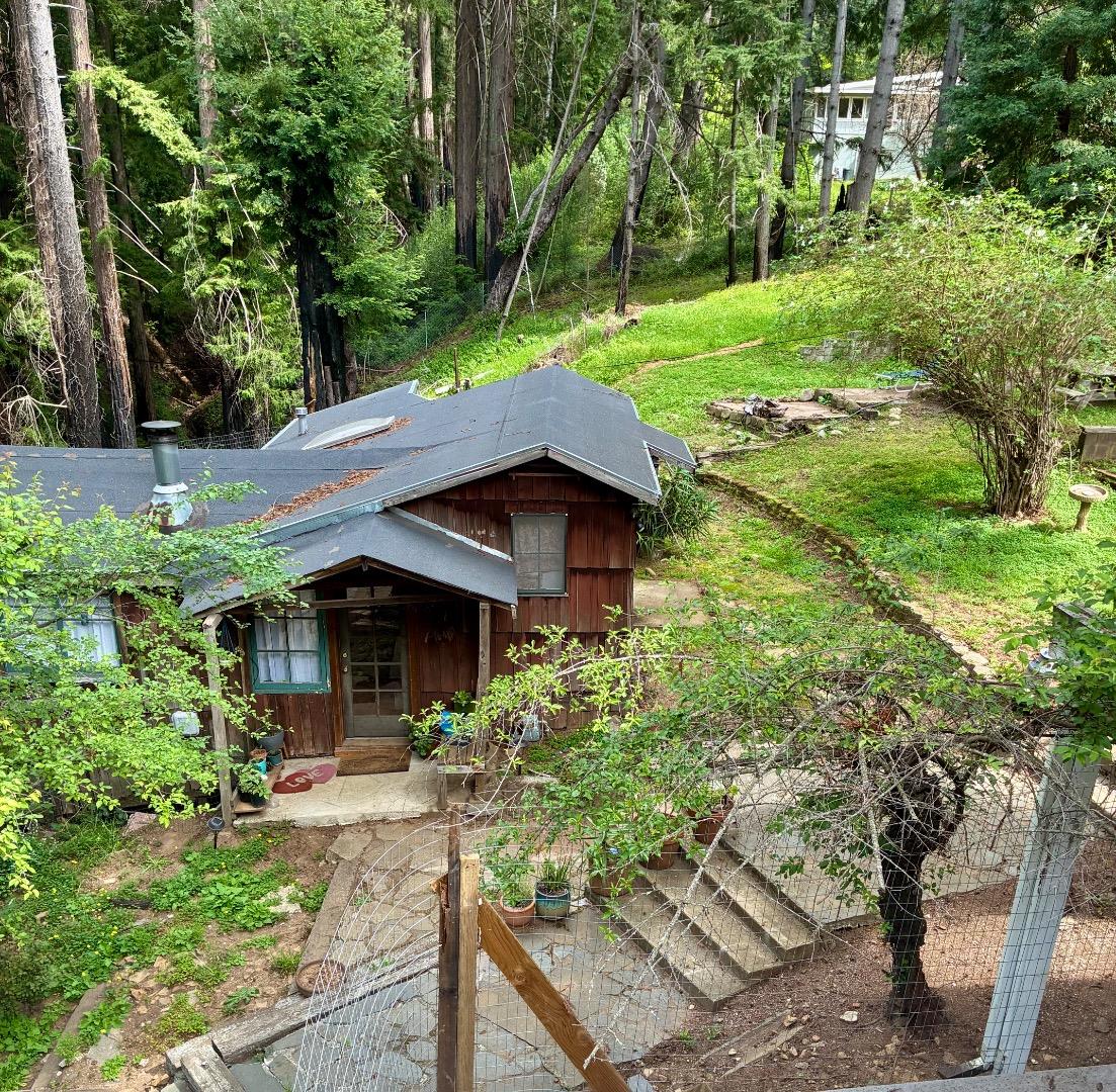 Detail Gallery Image 25 of 40 For Address Not Disclosed, Santa Cruz,  CA 95060 - 3 Beds | 3/1 Baths