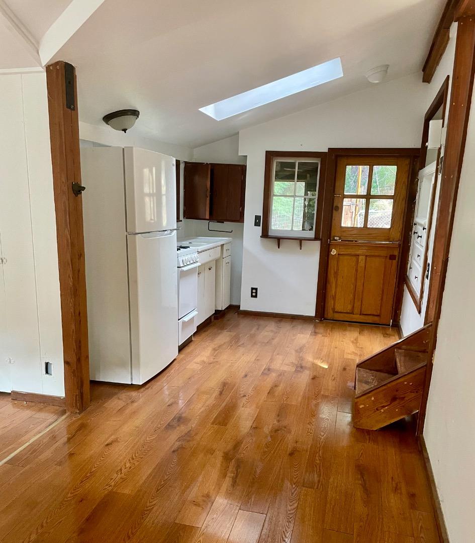 Detail Gallery Image 26 of 40 For Address Not Disclosed, Santa Cruz,  CA 95060 - 3 Beds | 3/1 Baths