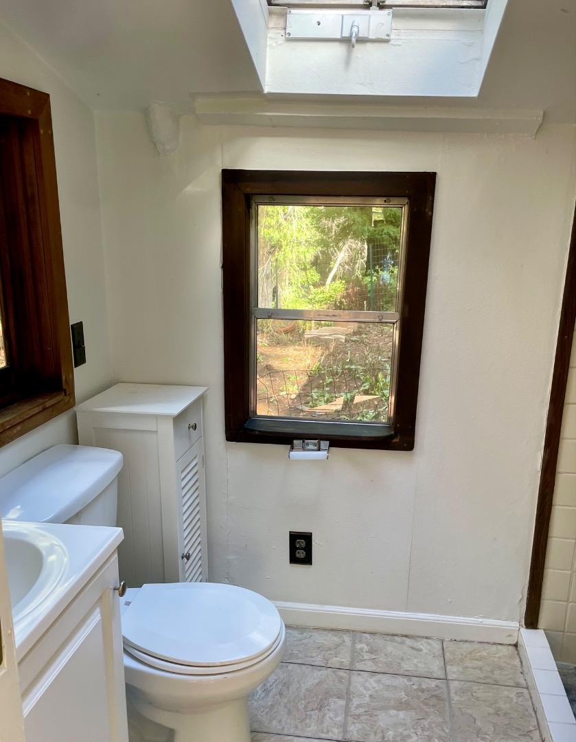 Detail Gallery Image 31 of 40 For Address Not Disclosed, Santa Cruz,  CA 95060 - 3 Beds | 3/1 Baths