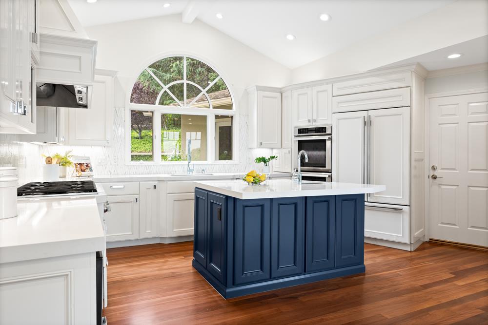 Detail Gallery Image 20 of 36 For 24855 Prospect Ave, Los Altos Hills,  CA 94022 - 4 Beds | 3 Baths