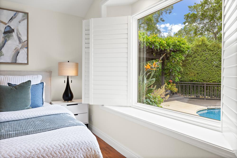 Detail Gallery Image 31 of 36 For 24855 Prospect Ave, Los Altos Hills,  CA 94022 - 4 Beds | 3 Baths