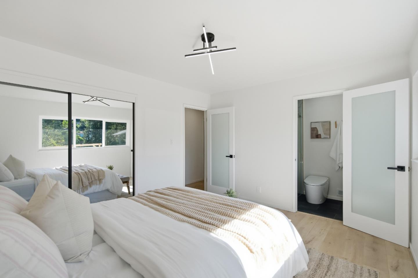 Detail Gallery Image 29 of 42 For 10910 Glen Artney St, Oakland,  CA 94605 - 3 Beds | 2 Baths