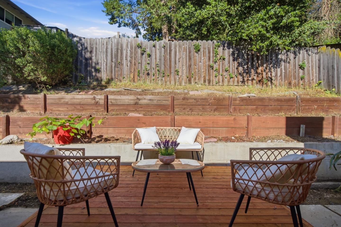 Detail Gallery Image 39 of 42 For 10910 Glen Artney St, Oakland,  CA 94605 - 3 Beds | 2 Baths