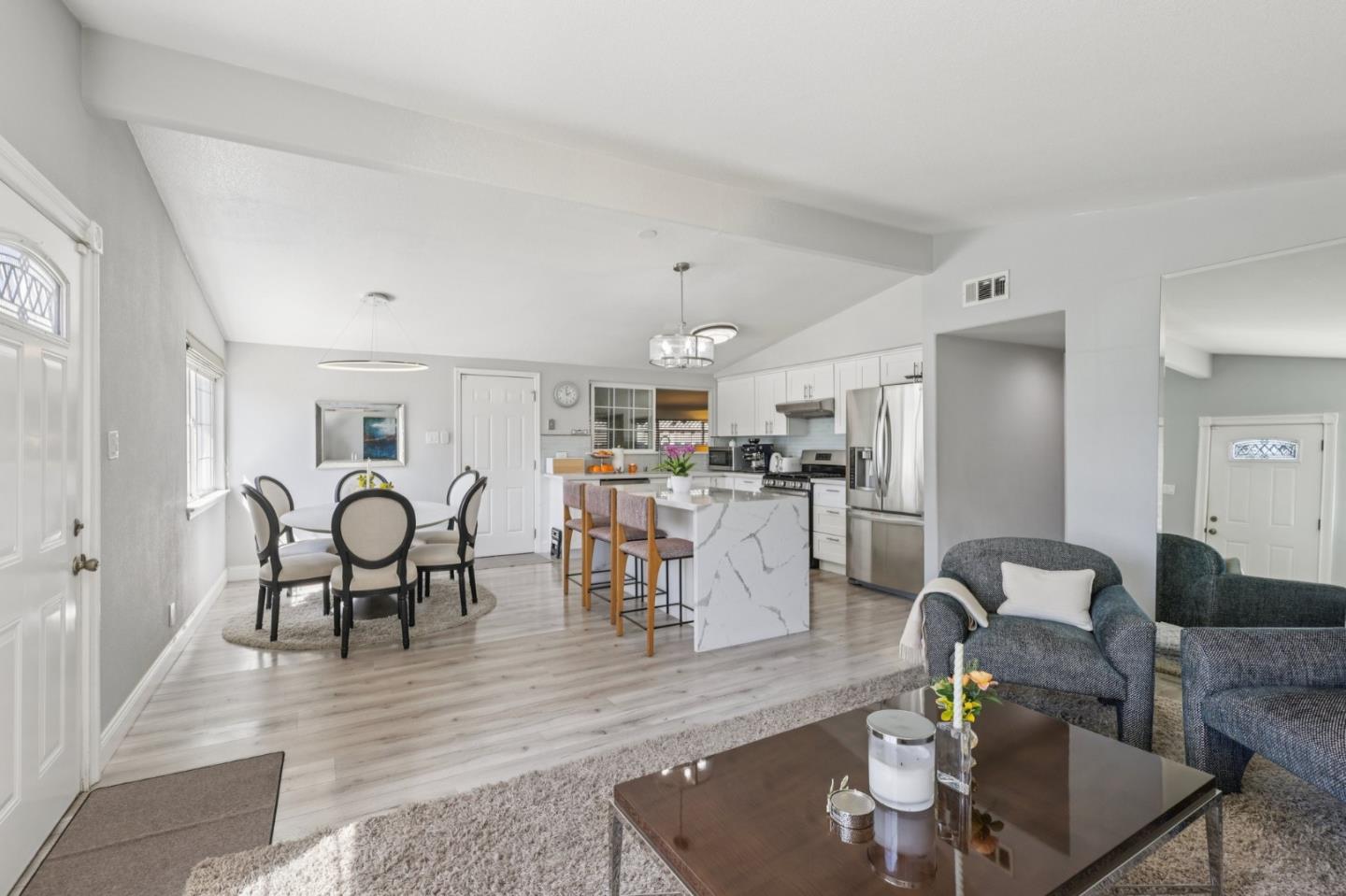 Detail Gallery Image 10 of 40 For 1370 Cathay Dr, San Jose,  CA 95122 - 3 Beds | 2 Baths