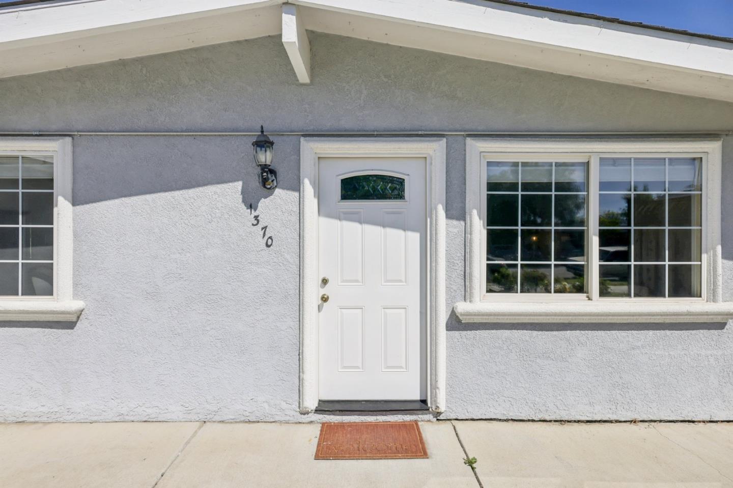 Detail Gallery Image 5 of 40 For 1370 Cathay Dr, San Jose,  CA 95122 - 3 Beds | 2 Baths