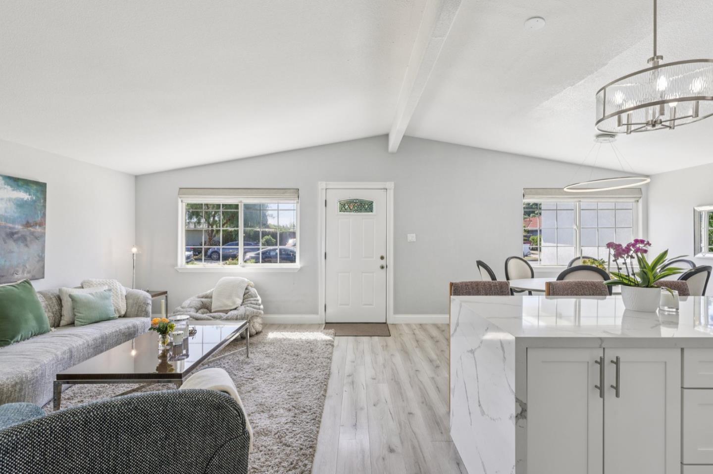 Detail Gallery Image 7 of 40 For 1370 Cathay Dr, San Jose,  CA 95122 - 3 Beds | 2 Baths