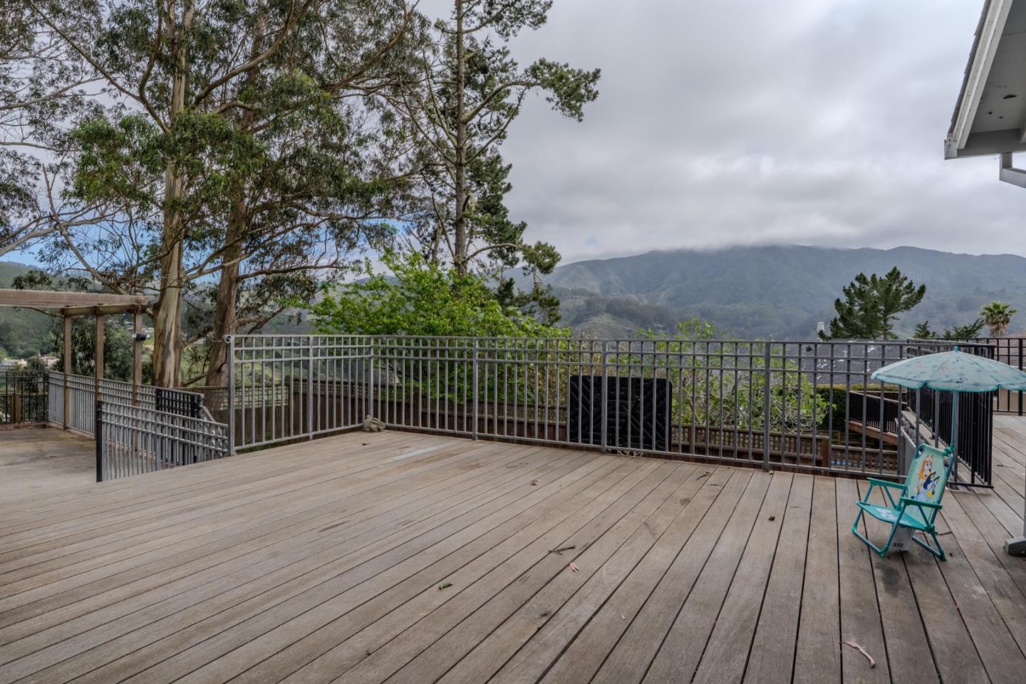 Detail Gallery Image 17 of 23 For 1172 Park Pacifica Ave, Pacifica,  CA 94044 - 3 Beds | 2 Baths