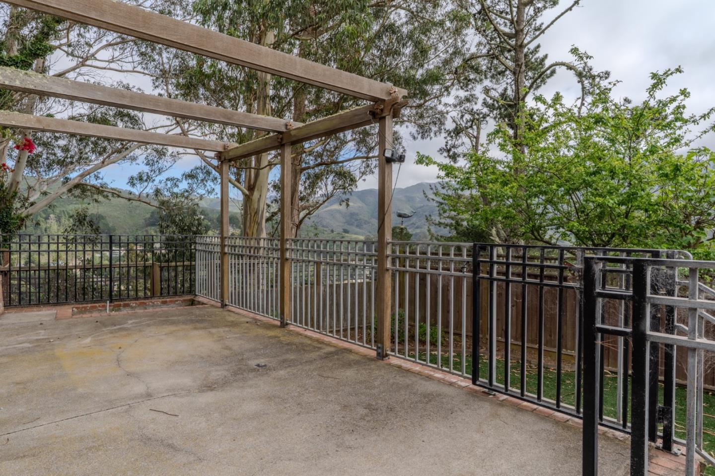 Detail Gallery Image 18 of 23 For 1172 Park Pacifica Ave, Pacifica,  CA 94044 - 3 Beds | 2 Baths