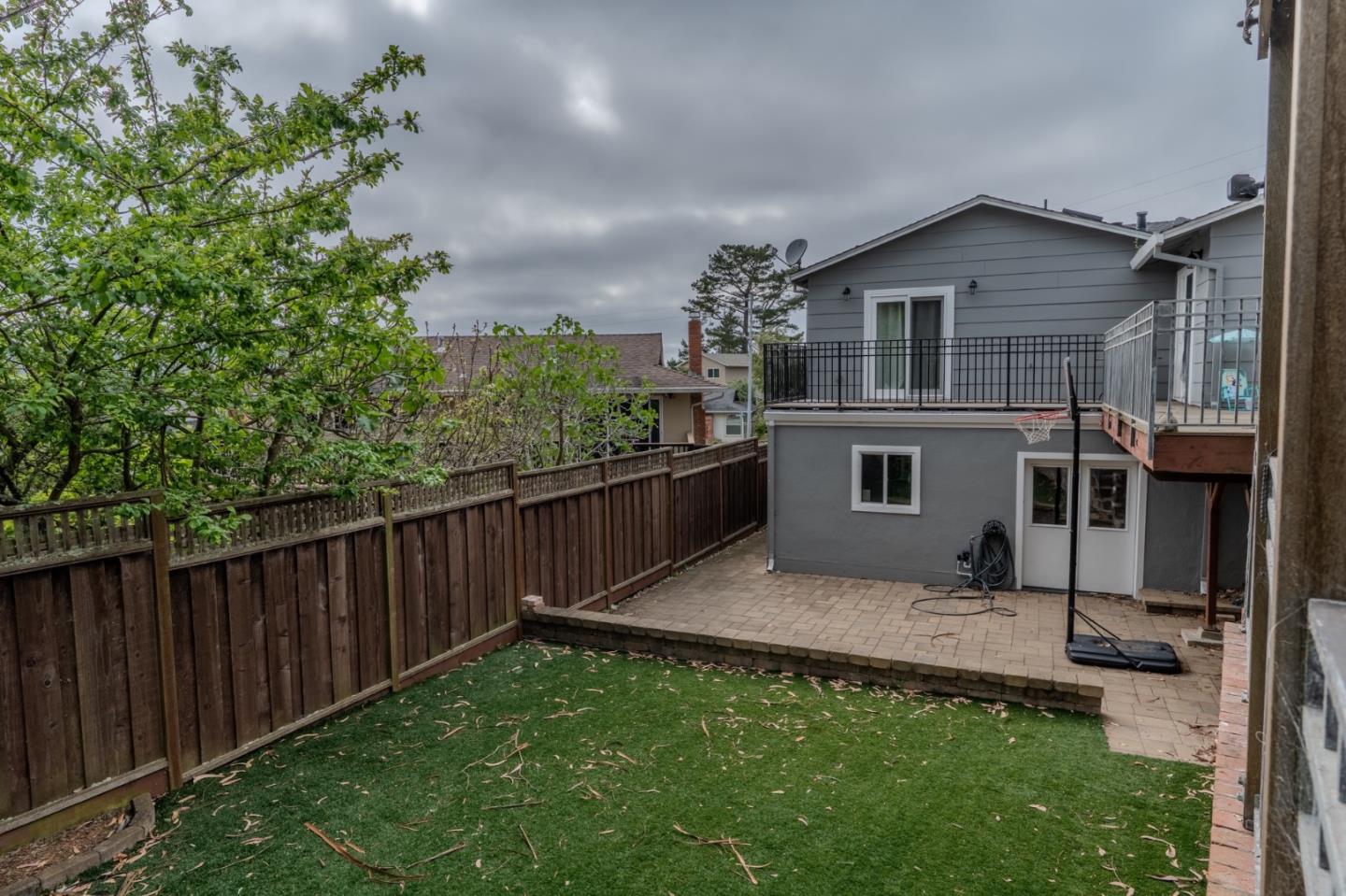 Detail Gallery Image 20 of 23 For 1172 Park Pacifica Ave, Pacifica,  CA 94044 - 3 Beds | 2 Baths