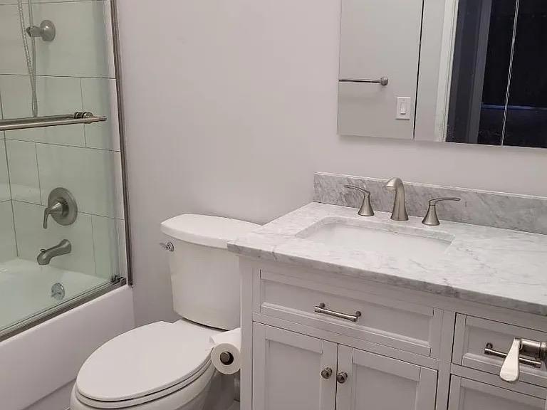 Detail Gallery Image 9 of 15 For 1172 Park Pacifica Ave, Pacifica,  CA 94044 - 3 Beds | 2 Baths