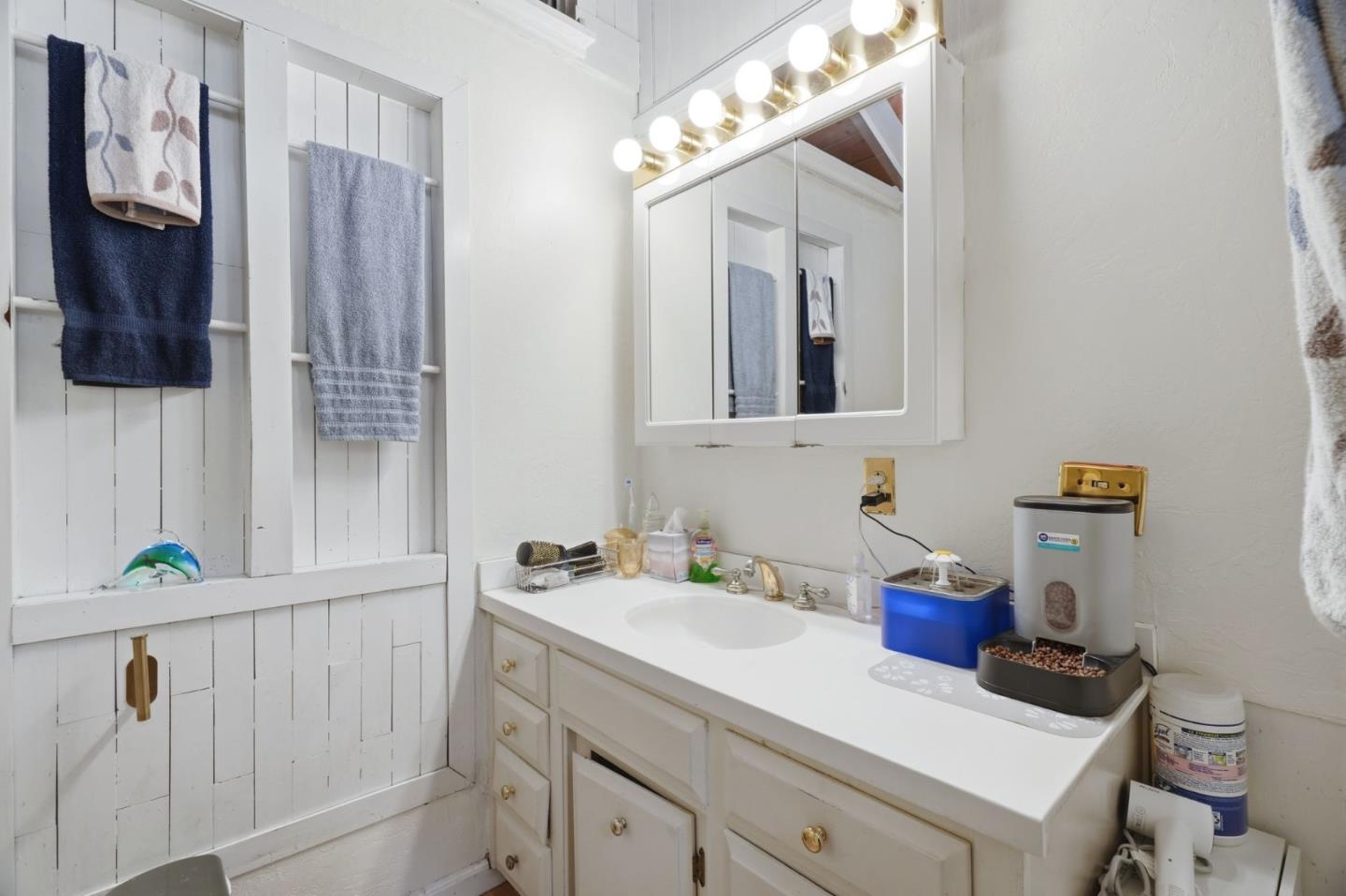 Detail Gallery Image 14 of 31 For 160 Nellie Ln, Boulder Creek,  CA 95006 - 3 Beds | 2 Baths