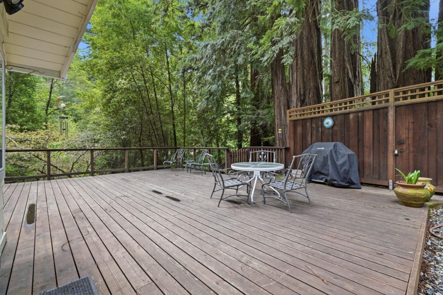 Detail Gallery Image 25 of 31 For 160 Nellie Ln, Boulder Creek,  CA 95006 - 3 Beds | 2 Baths