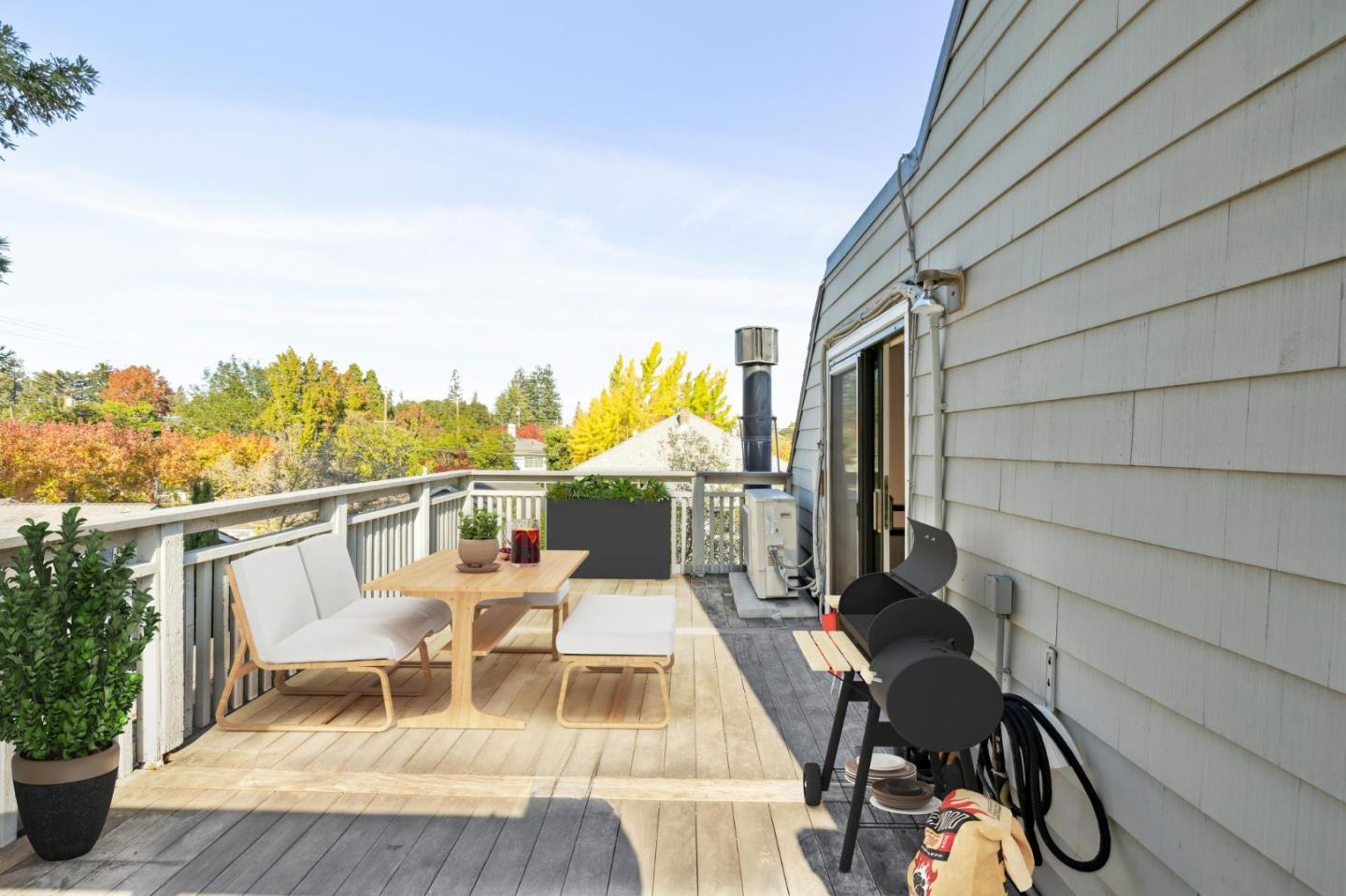 Detail Gallery Image 14 of 14 For 237 High St, Palo Alto,  CA 94301 - 2 Beds | 2 Baths