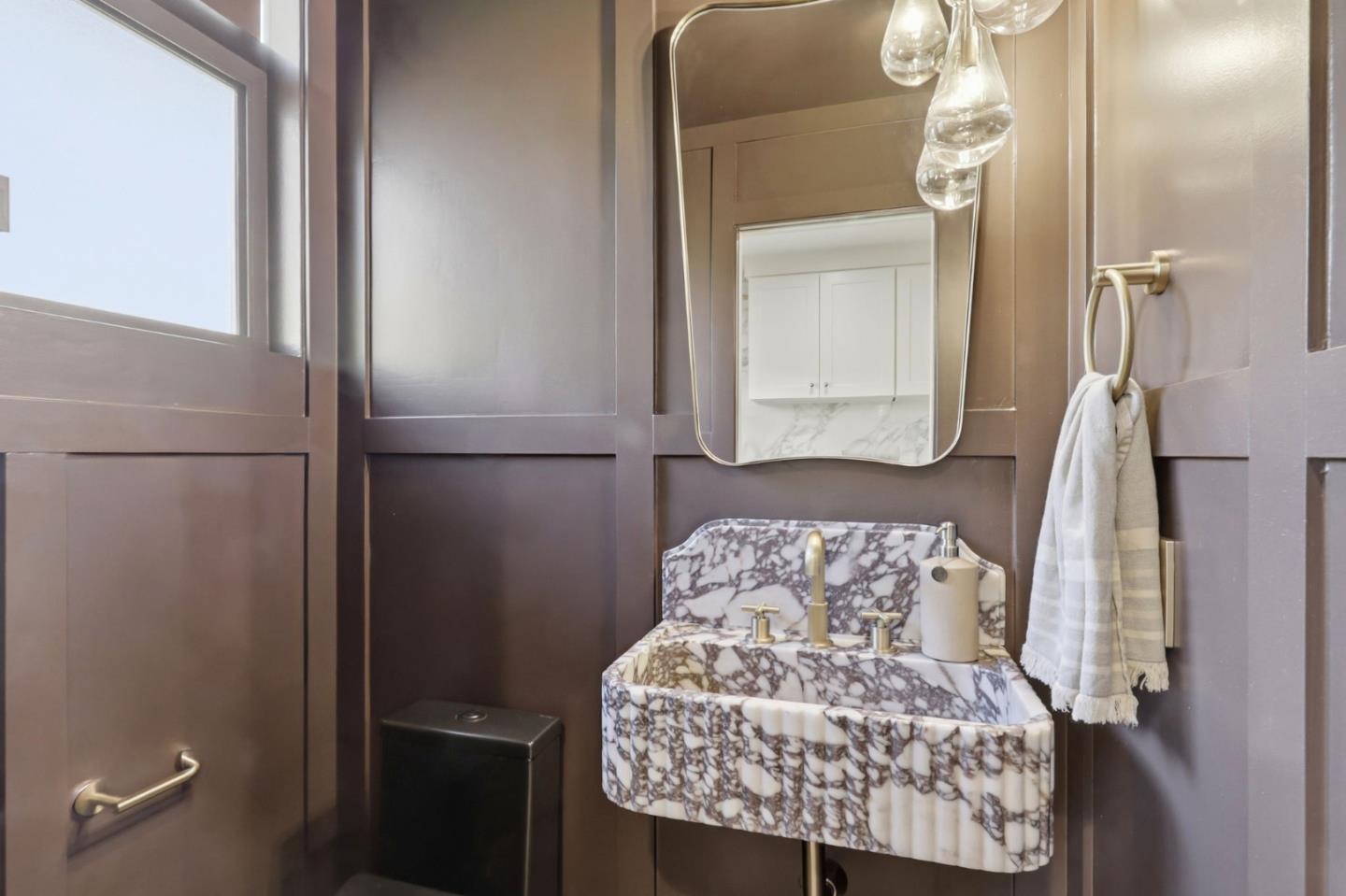 Detail Gallery Image 10 of 31 For 1132 Denise Way, San Jose,  CA 95125 - 4 Beds | 2/1 Baths