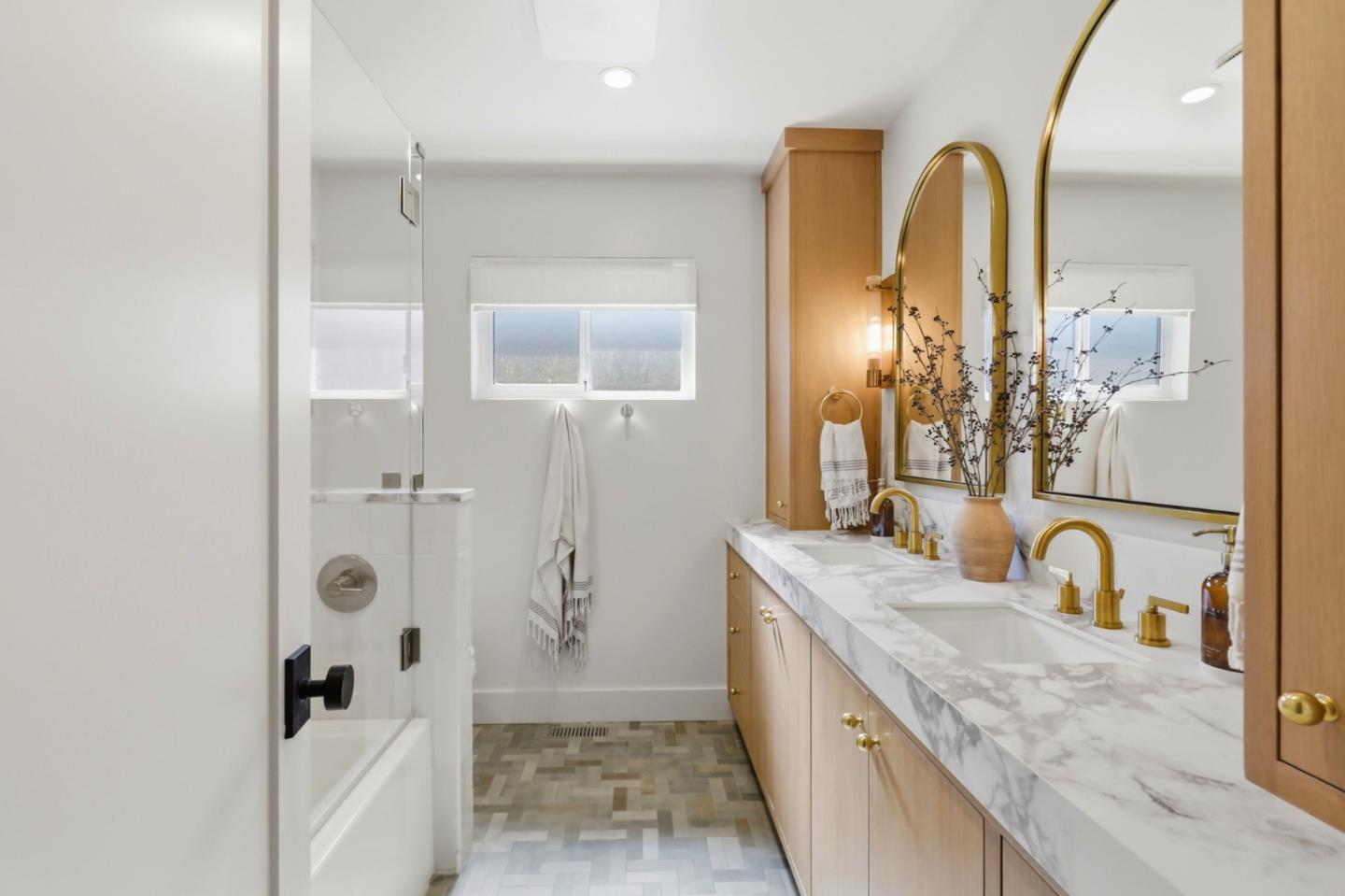 Detail Gallery Image 17 of 31 For 1132 Denise Way, San Jose,  CA 95125 - 4 Beds | 2/1 Baths