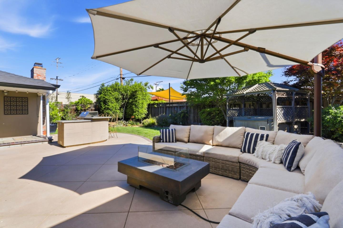 Detail Gallery Image 23 of 31 For 1132 Denise Way, San Jose,  CA 95125 - 4 Beds | 2/1 Baths