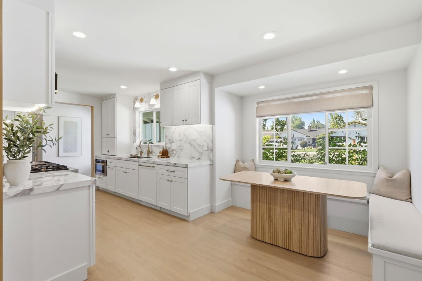 Detail Gallery Image 7 of 31 For 1132 Denise Way, San Jose,  CA 95125 - 4 Beds | 2/1 Baths