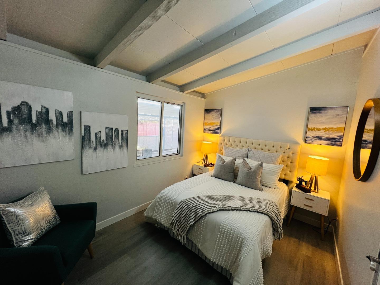 Detail Gallery Image 11 of 22 For 734 Lakewood Dr, Sunnyvale,  CA 94089 - 3 Beds | 2 Baths