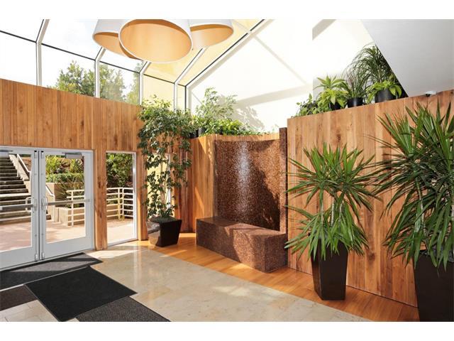 Detail Gallery Image 2 of 33 For 1700 De Anza Blvd 113c,  San Mateo,  CA 94403 - 2 Beds | 2 Baths