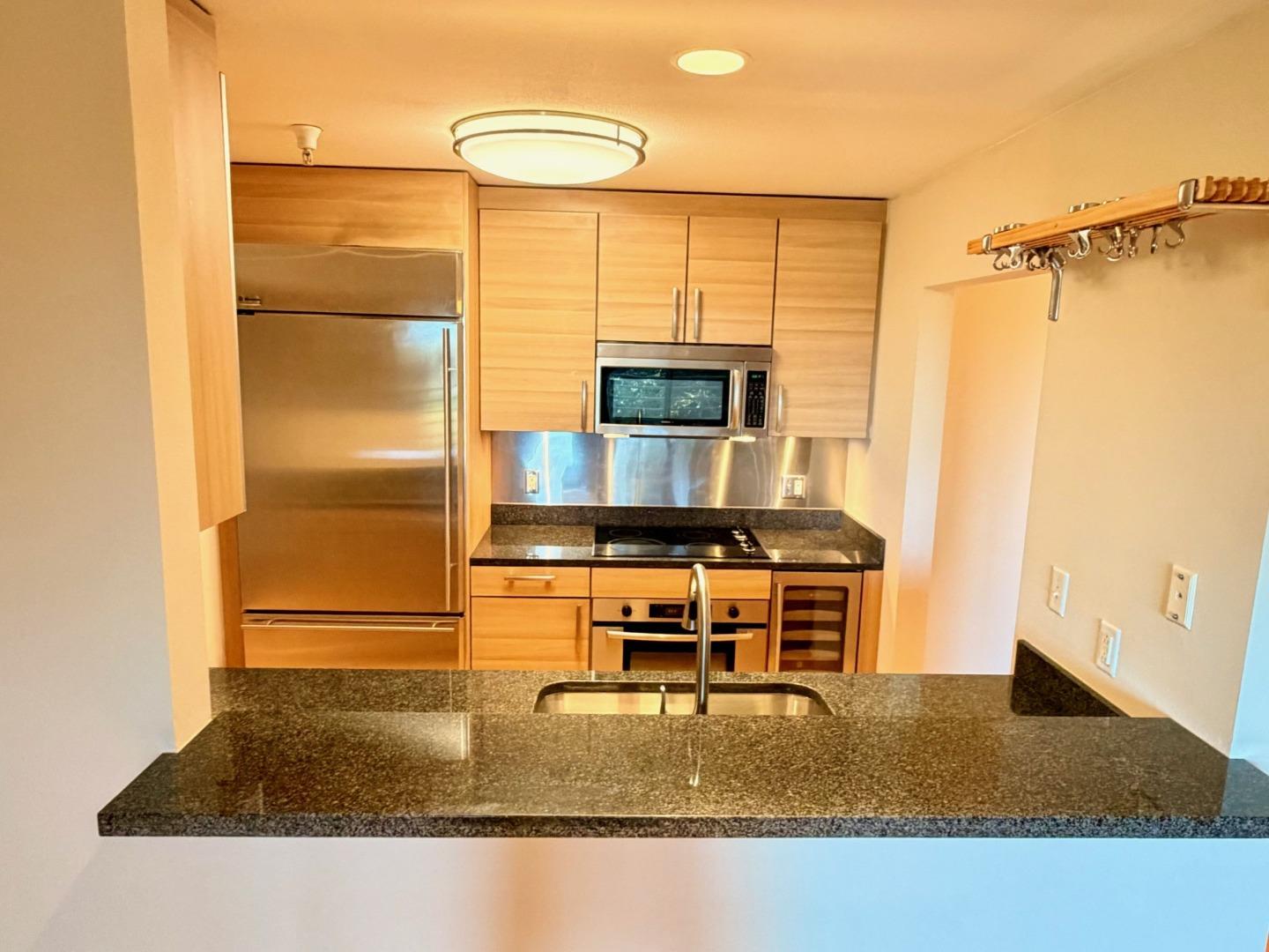 Detail Gallery Image 6 of 33 For 1700 De Anza Blvd 113c,  San Mateo,  CA 94403 - 2 Beds | 2 Baths