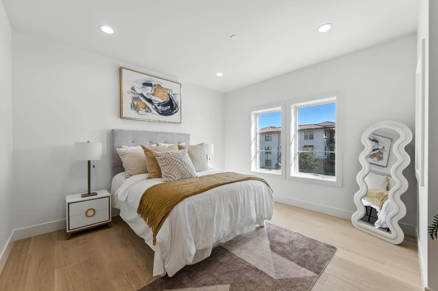 Detail Gallery Image 11 of 33 For 560 El Camino Real #201,  San Carlos,  CA 94070 - 2 Beds | 2 Baths