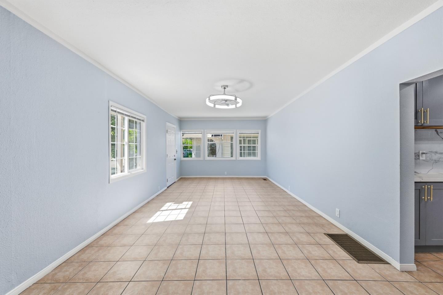 Detail Gallery Image 13 of 44 For 756 Victoria Ave, San Leandro,  CA 94577 - – Beds | – Baths