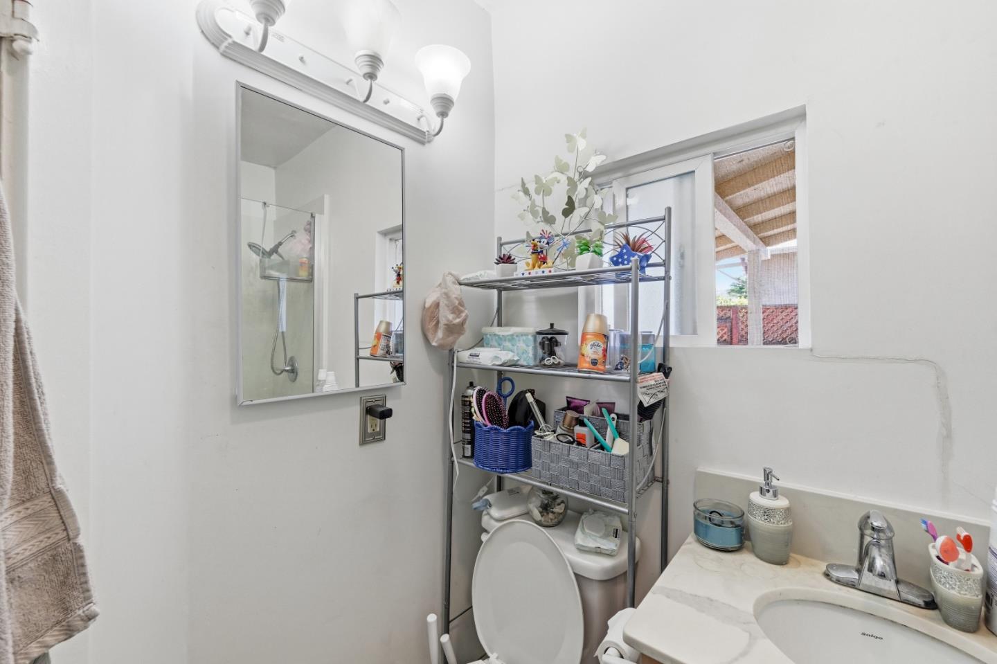 Detail Gallery Image 35 of 44 For 756 Victoria Ave, San Leandro,  CA 94577 - – Beds | – Baths