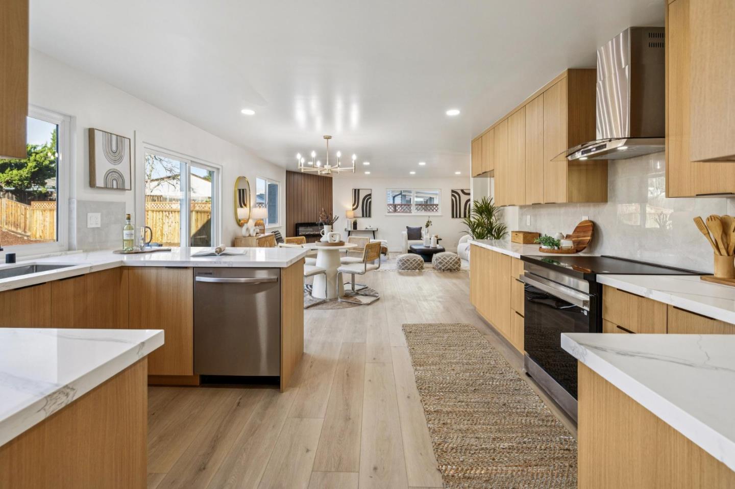 Detail Gallery Image 10 of 55 For 2043 Shellback Pl, San Jose,  CA 95133 - 5 Beds | 4 Baths