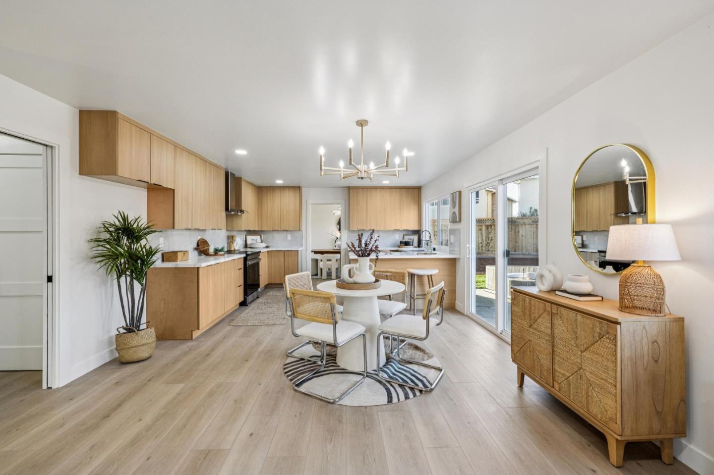 Detail Gallery Image 14 of 55 For 2043 Shellback Pl, San Jose,  CA 95133 - 5 Beds | 4 Baths