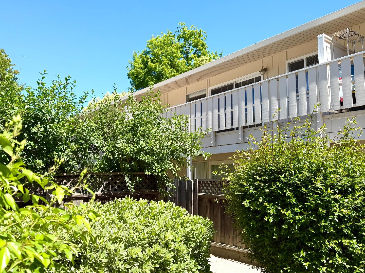 Detail Gallery Image 12 of 35 For 845 Division St #D,  Pleasanton,  CA 94566 - 2 Beds | 1/1 Baths