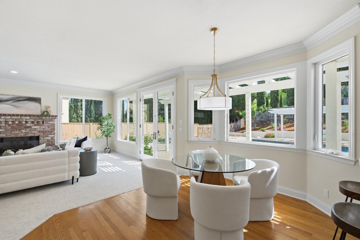 Detail Gallery Image 15 of 59 For 21592 Villa Maria Ct, Cupertino,  CA 95014 - 5 Beds | 3/1 Baths