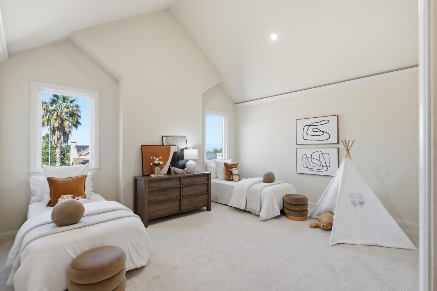 Detail Gallery Image 36 of 59 For 21592 Villa Maria Ct, Cupertino,  CA 95014 - 5 Beds | 3/1 Baths