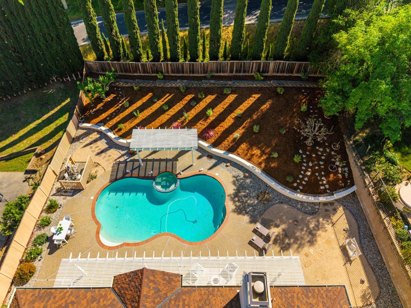 Detail Gallery Image 57 of 59 For 21592 Villa Maria Ct, Cupertino,  CA 95014 - 5 Beds | 3/1 Baths