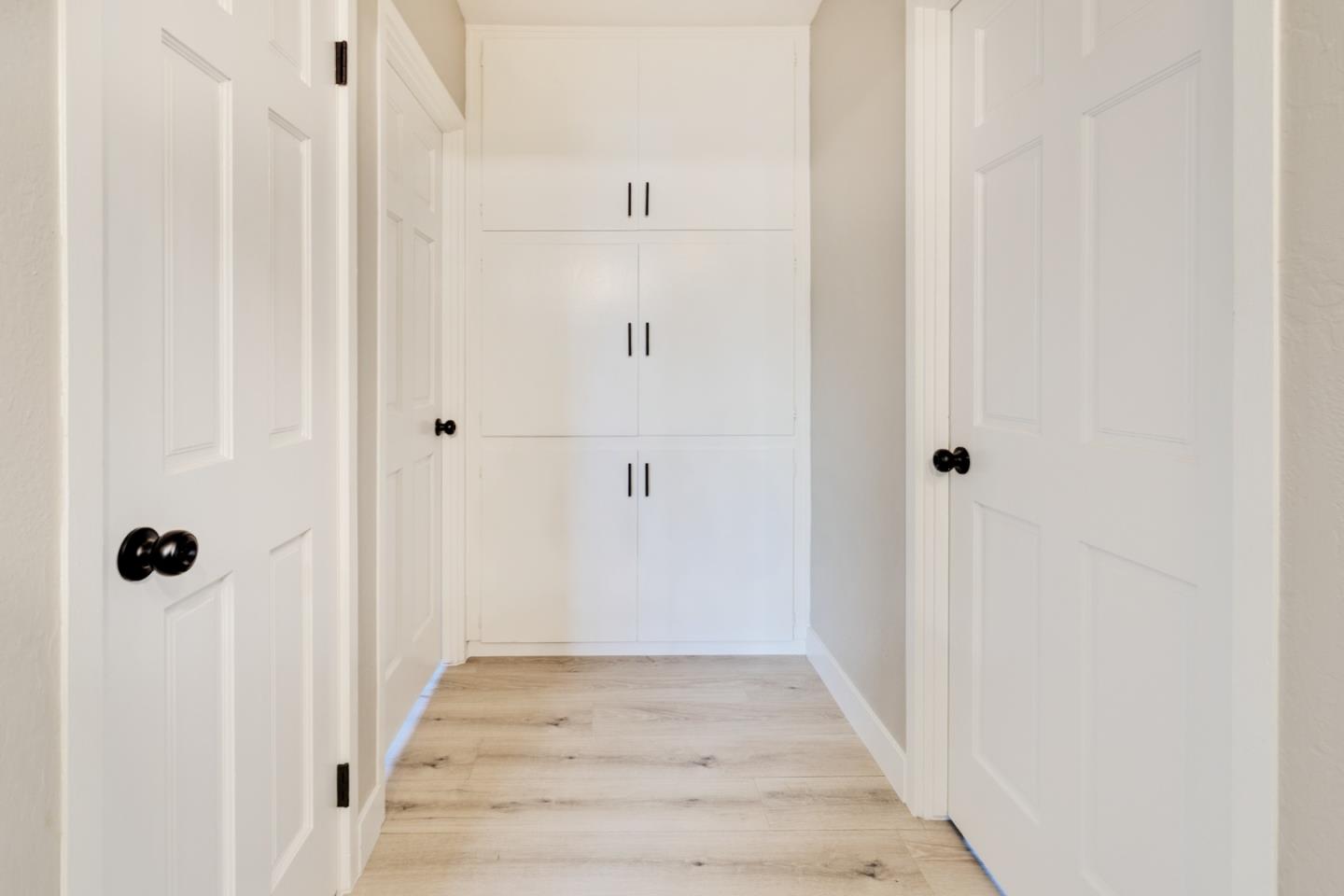 Detail Gallery Image 18 of 23 For 318 Navajo Dr, Salinas,  CA 93906 - 3 Beds | 2 Baths