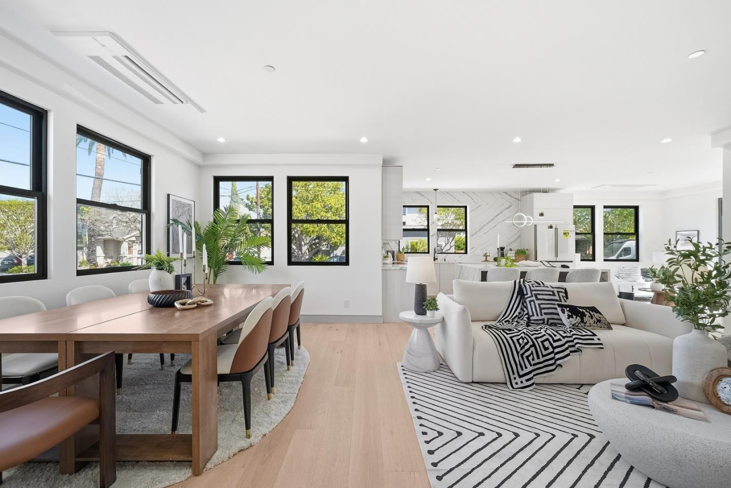 Detail Gallery Image 12 of 66 For 606 W Mc Kinley Ave, Sunnyvale,  CA 94086 - 4 Beds | 3 Baths