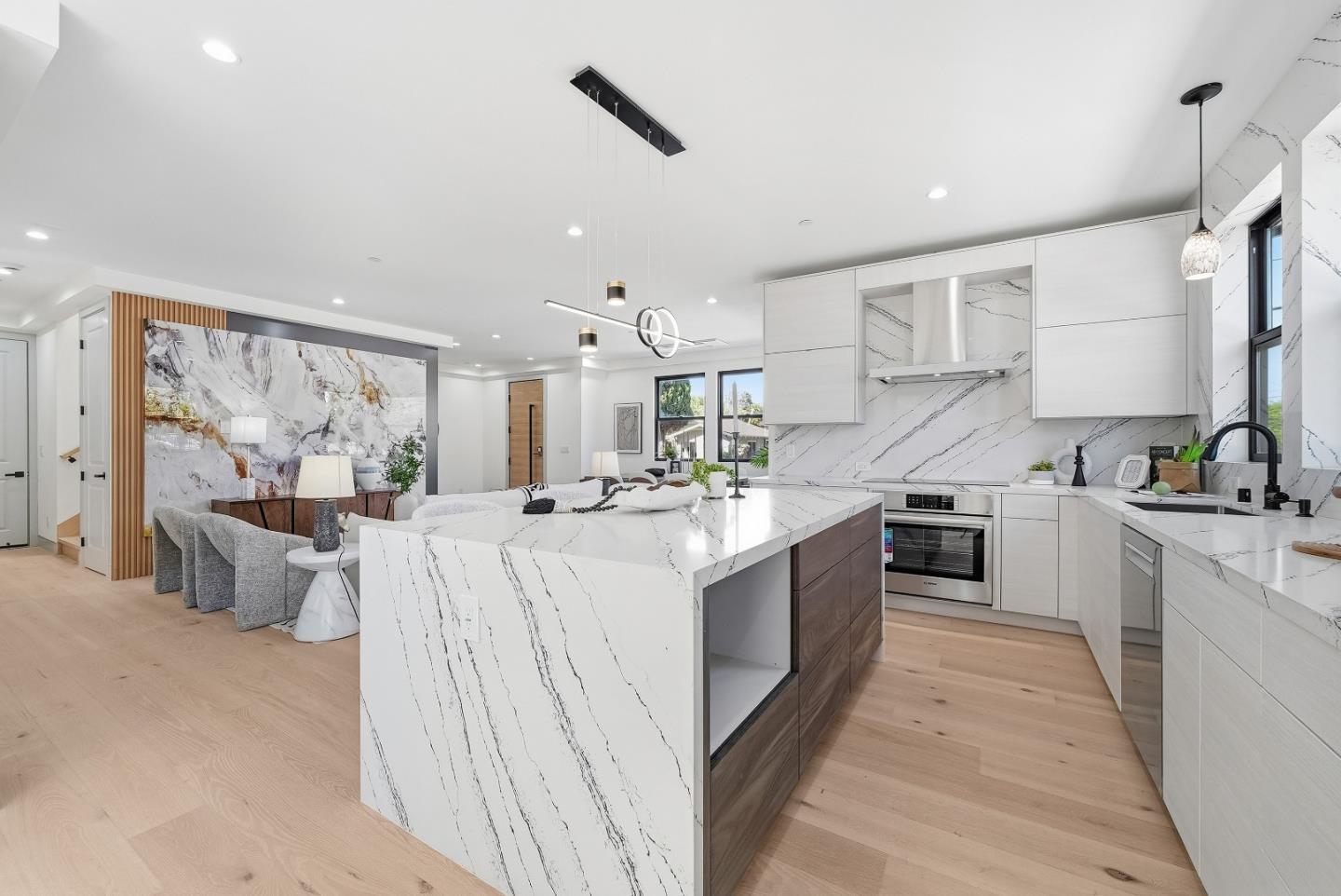 Detail Gallery Image 19 of 66 For 606 W Mc Kinley Ave, Sunnyvale,  CA 94086 - 4 Beds | 3 Baths