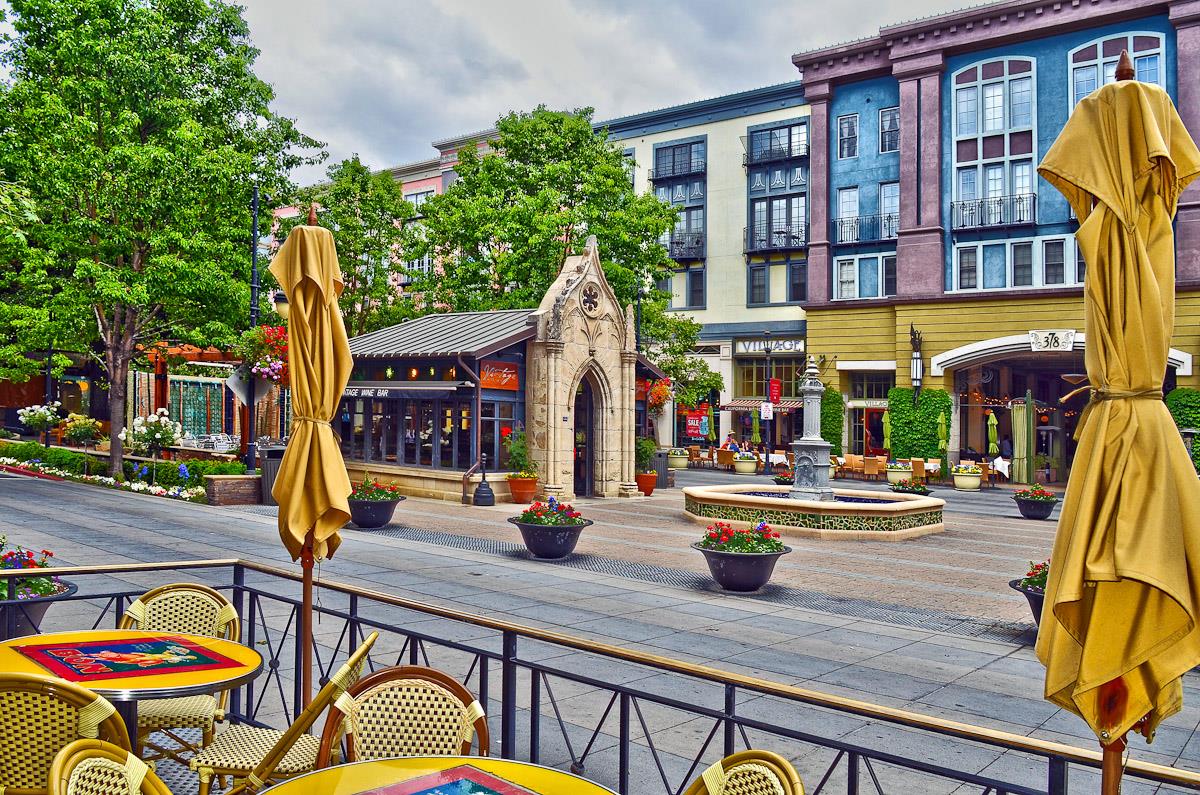 Detail Gallery Image 35 of 42 For 333 Santana Row #208,  San Jose,  CA 95128 - 2 Beds | 1/1 Baths